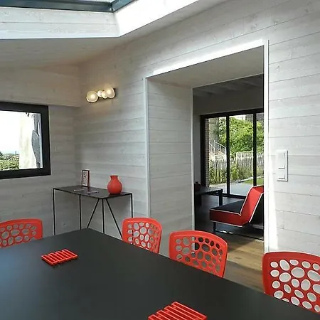 Holiday home Sleeps 4 Wifi